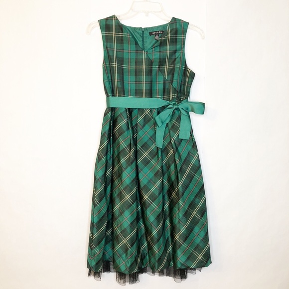 green plaid christmas dress